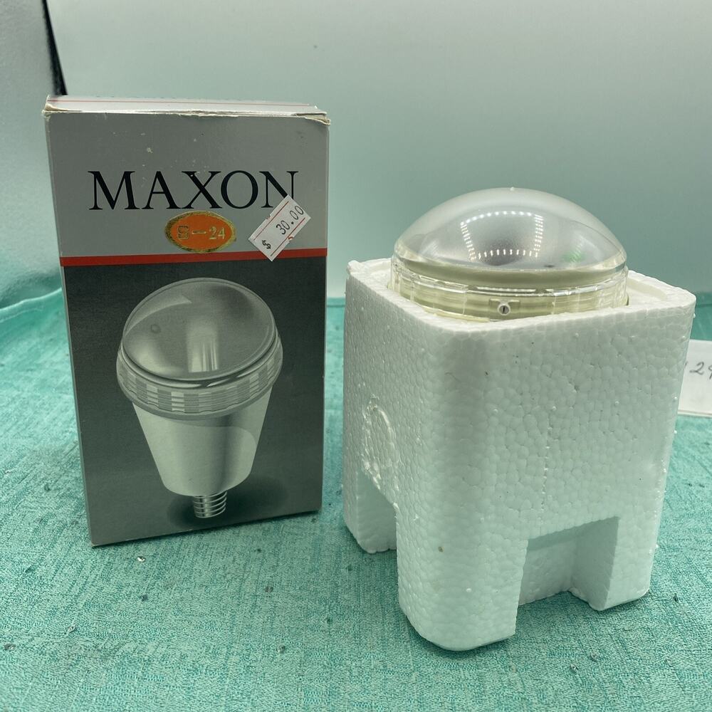 Maxon S-24 AC Slave Flash Light Bulb See Pictures For All Information